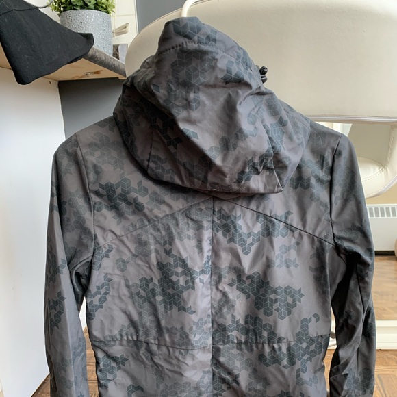 Bench spring/fall jacket - Picture 3 of 3